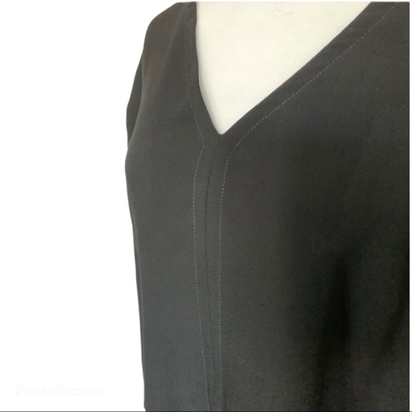 Gap V-Neck Swing Dress - Picture 6 of 7